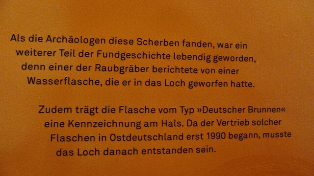 Glasscherben an der Fundstelle der Himmelsscheibe 2002 !