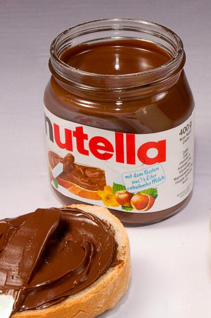 Irgendwann ist es immer das erste Mal! NUTELLA kennen und lieben gelernt - eine Freundschaft fürs Leben | Foto: A. Kniesel /http://commons.wikimedia.org
