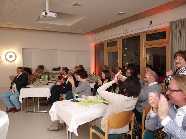Viel Beifall gibt es auch für das Rahmenprogramm