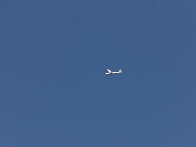 Bild 6: ...und etwas unauffälliger als "harmloser Sportflieger" getarnt!!!