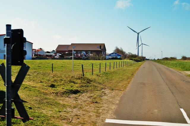 Straße zu Yachthafen