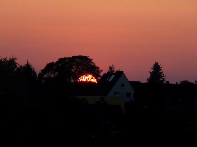 Auch bis morgen!
