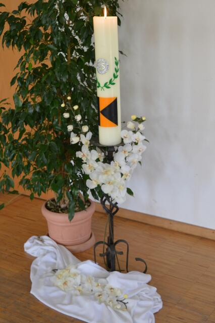 alles war festlich geschmückt