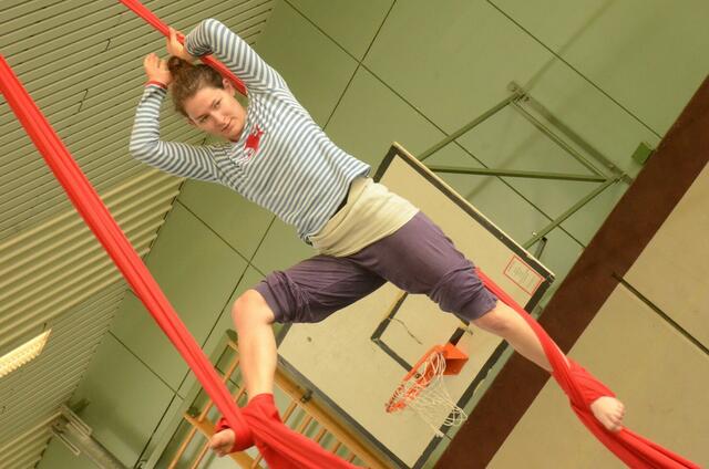 "Träumer, Tänzer und Artisten", sondertraining   10
