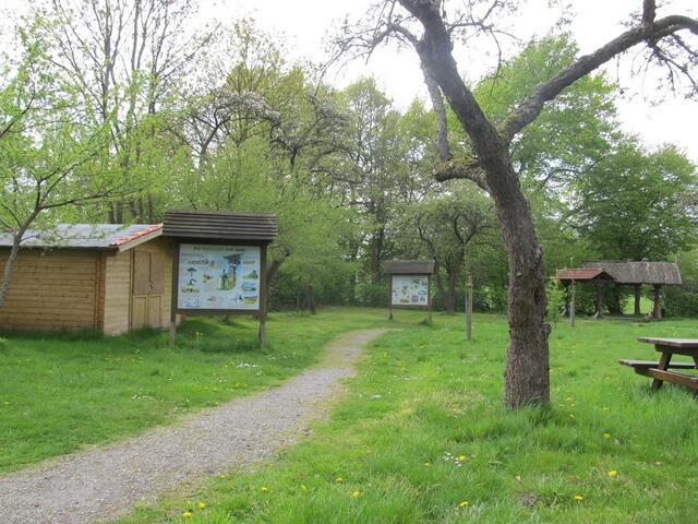 Obstwiese an der Moorbahn