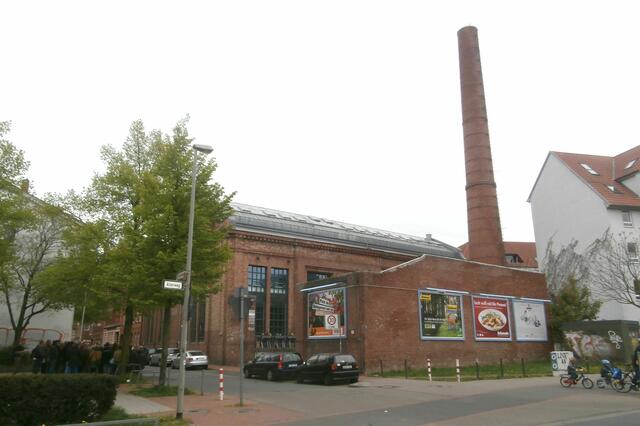 Wurstfabrik Ahrberg mit erhaltenen Werksgebäuden (heute Wohnviertel) an der Deisterstraße/Allerweg.