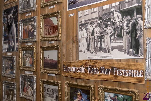 Fred Rai ist tot. Zwei Tage nach der Pressekonferenz in seiner Western City in Dasing starb der beliebte Gründer der Süddeutschen Kar May-Festspiele am 24. April 2015 bei einem Ausritt an den Folgen eines Schlaganfalls. Die Süddeutschen Karl May-Festspiele in der Western-City Dasing sind zum Publikumsmagneten geworden
