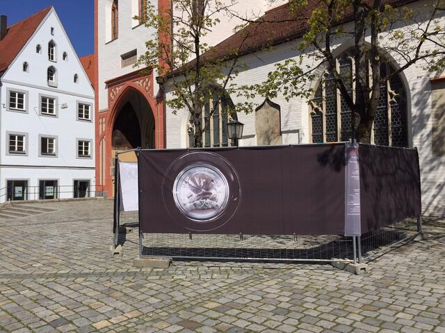Ausstellung auf dem Georg-Hellmeier-Platz | Foto: Wolfgang Hauck