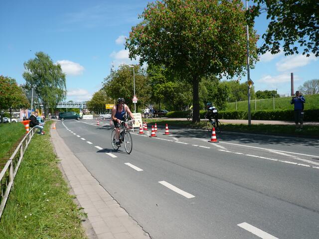 Noch 10 km, dann ist auch für Ingo der erste Wettkampf seit ca. 8 km geschafft.