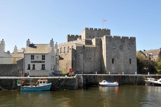 alte Burganlage: Rushen Castle in Castletown.