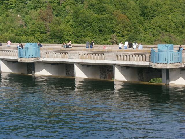 Der Edersee ist randvoll