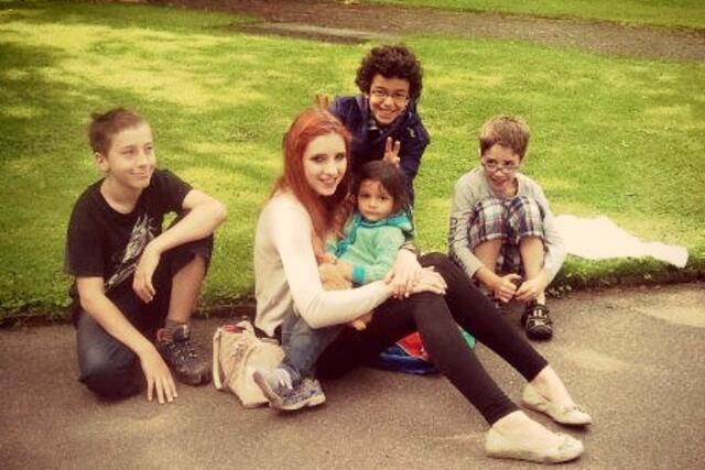Anna Kanthak kümmert sich gern um Kinder | Foto: Familie Kanthak