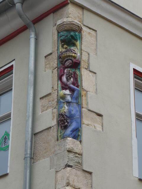 Hoßfeld, Ina Keramikrelief Marienstraße 20