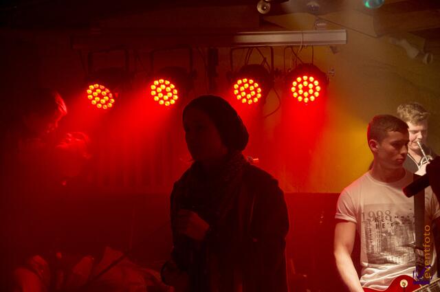 Eine perfekte Show präsentierte die Baerenbande der Friedberger Konradin-Realschule im Augsburger Jugendhaus Lehmbau