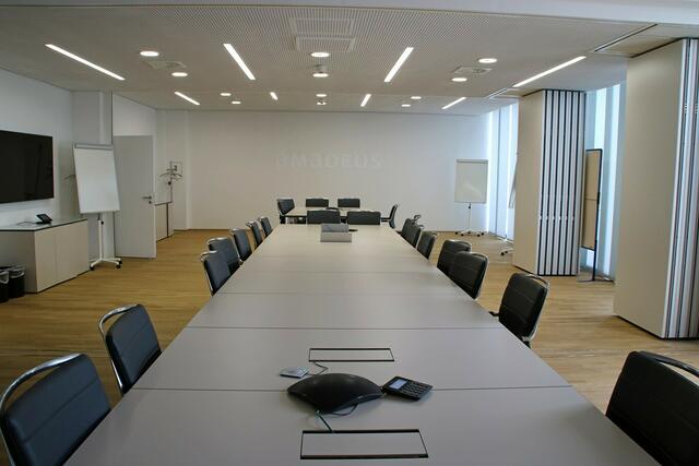 Aufteilbarer Konferenzraum