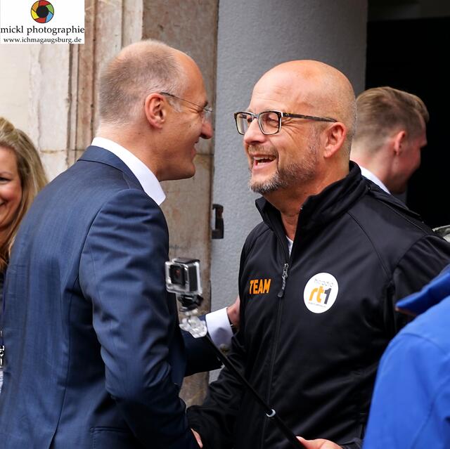 FCA-Fan-Feier auf dem Rathausplatz Augsburg - Foto: Michael Ortner - http://www.ichmagaugsburg.de