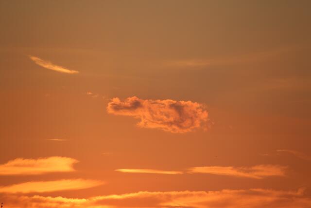 Hippocumulus coelestis, das seltene Himmelsflusspferd, über Marburg