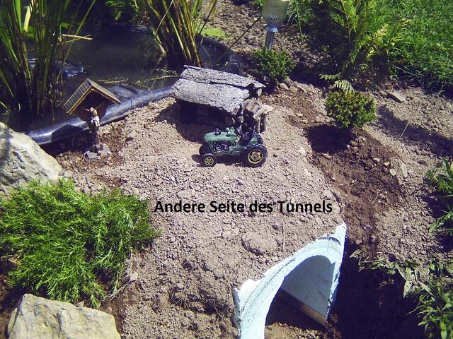 Ein Tunnel, der unter'm Wasser durchgeht, hat wohl kein Gartenbahnbauer.