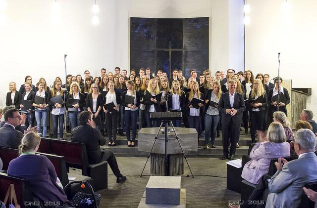 Der Jugendchor der Neuapostolischen Gemeinde Hannover