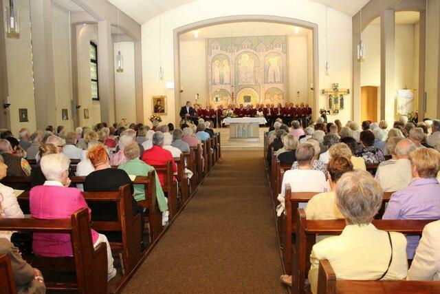 ...alle Plätze besetzt..