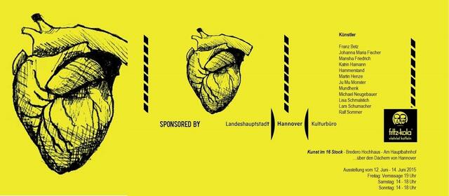 Über den Dächern der Stadt, im höchsten Haus der City, werden die Werke auf einem digitalen Bildschirm präsentiert. Kunst im 16. Stock - eine besondere Ausstellung. Die Vernissage findet am Freitag dem 12.​ ​Juni 2015 um 19 Uhr statt. Die Ausstellung ist dann an den folgenden zwei Tagen, Samstag 13. Juni: 14 - 18 Uhr Sonntag 14. Juni: 14 - 18 Uhr geöffnet. Das Bredero-Hochhaus befindet sich in der Nähe vom Hauptbahnhof Hannover; Lister Meile Ecke Hamburger Allee.