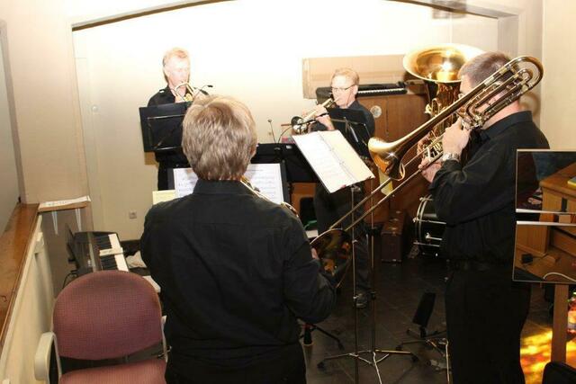 " Fünf auf Blech - ein hervorragendes Ensemble mit Witz, Charme und Gefühl.