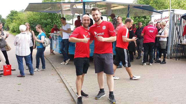 Vor dem Spiel.