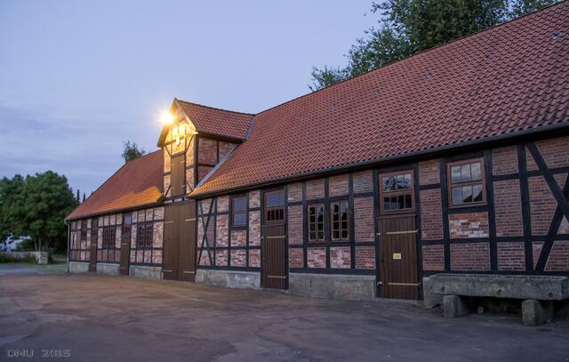 Die königliche Remise auf dem Burghof.