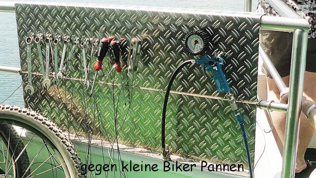 alles notwendige Werkzeug steht zur Verfügung