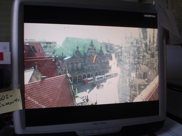 Blick auf den Bremer Marktplatz am 17. Juni 2015 - dank www.webcam-weser-kurier.de