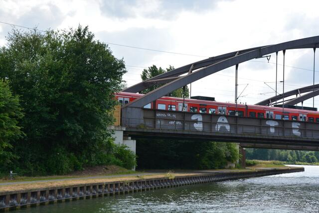 Befahrene Brücke...