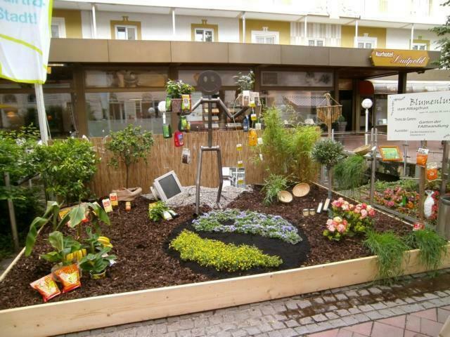 Blumenlust 2015 - "FairWANDLUNG" nennt sich diese Garteninstallation des "Eine-Welt-Arbeitskreises in der Erlöserkirche e.V."