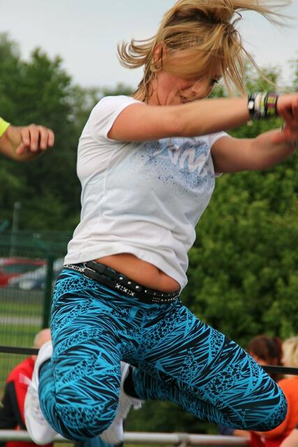 Zumba-Fitness-Party mit Claudia Thiele – Stadtwette und Sportabzeichen-Fest im Herrenwaldstadion (24.06.2015) | Foto: Sören-Helge Zaschke