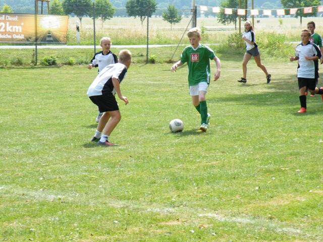 10. Action auf dem Platz.