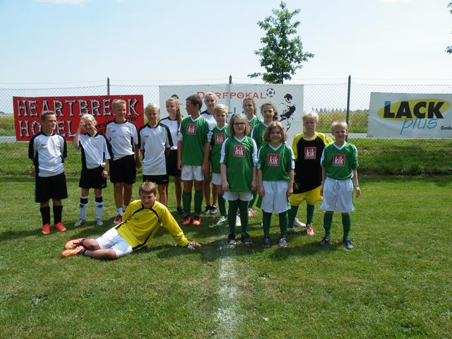 8. Kids: Unterdorf weiß; Oberdorf grün.