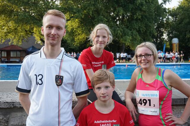 Die YoungStars mit (von links) Marvin Blazek, Lara-Malin Blazek, Linus Heins und Simone Matthies.
