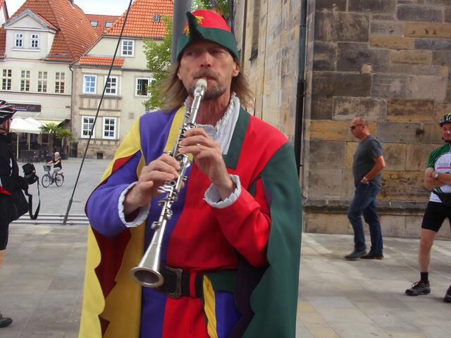 . . .  der Rattenfänger von Hameln . . .