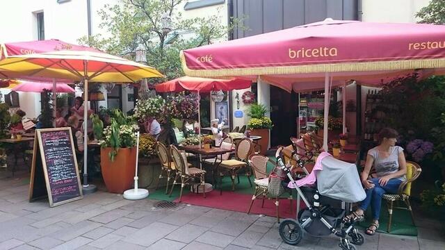 bei diesem Italiener haben wir lecker gegessen ..... der Aperol war ausnehmend GUT!!!!!