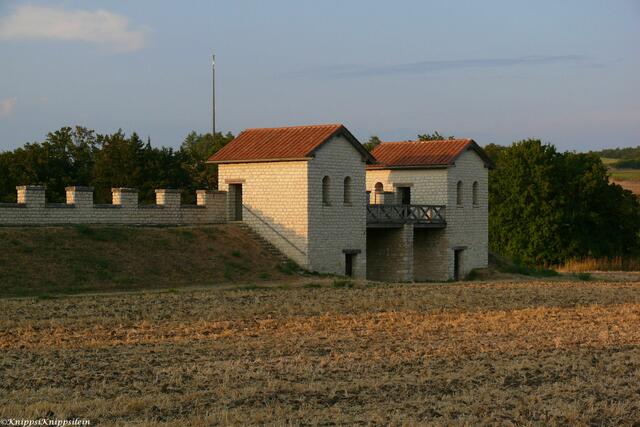 Römerkastell Pfünz im Abendlicht