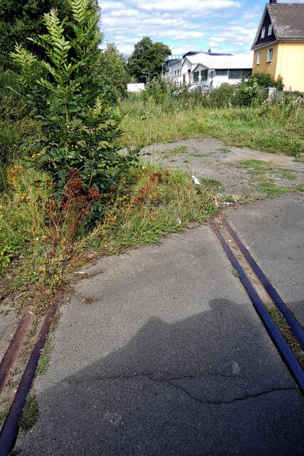 Jetzt noch die Reste der ehemalige Aartalbahn (Marburg - Herborn) überqueren ... | Foto: KDH / WOHSCH / SDS Marburg