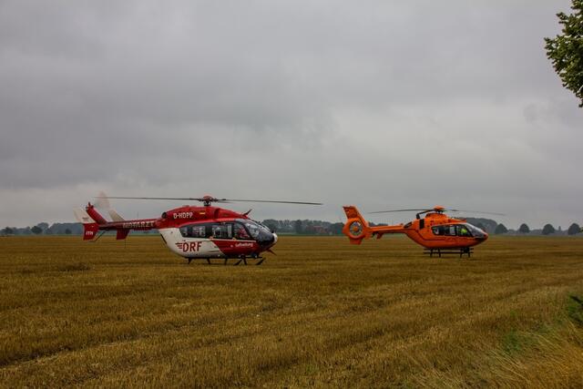 Zwei Rettungshubschrauber waren im Einsatz. Links Christoph Niedersachsen und rechts Christoph 4.