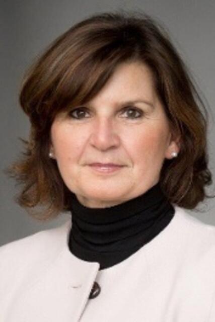 Bertram, Ute MDB kümmert sich zur EU-Strafabwehr wann um die besseren Kombi-Kanu Fischpässe beim EU-WRRL-Flüssebarriereabbau? : http://www.fuerstenberger-seenland.de/fuerstenberg-paddeln.html _  http://www.umweltbundesamt.de/sites/default/files/medien/461/publikationen/4198.pdf  _ http://www.bund.net/publikationen/bundletter/12015/15_jahre_wasserrahmenrichtline_alle_gewaesser_im_guten_zustand/ _ 
http://www.wanderfische.de/Hindernisse/Weser/Aller/Oker/Abschlussbericht%20Funktionskontrolle_Rueningen.pdf | Foto: Bundestag MDB_CDU