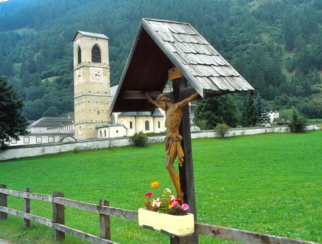 Wegkreuz in der Nähe des Kloster Sankt Johann im Münstertal