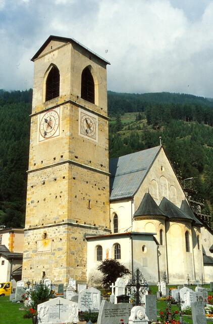 Kirche des Kloster Sankt Johann in Mustair im Münstertal