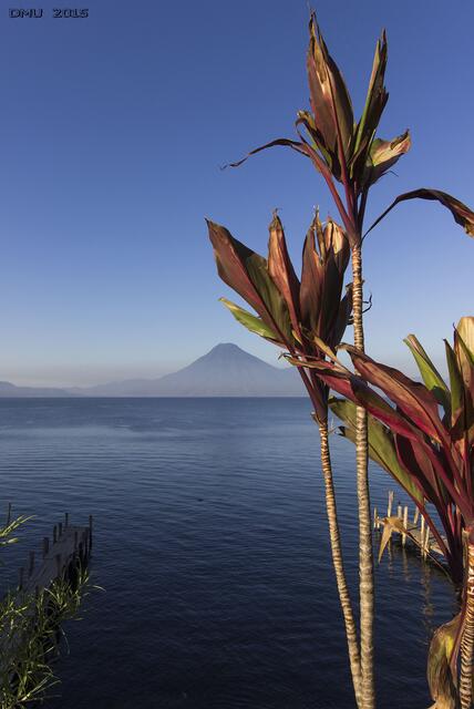 Frühmorgens am Lago de Atitlán