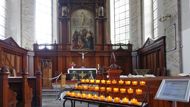 Der Altarraum der Schelfkirche. Foto: Helmut Kuzina