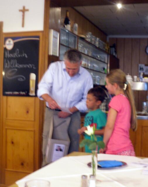 Die der Bundestagsabgeordnete mit vorlas