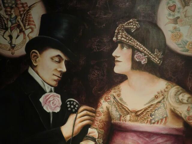 Schmücken mit Mode, Schmuck oder der geschmückten nackten Haut?