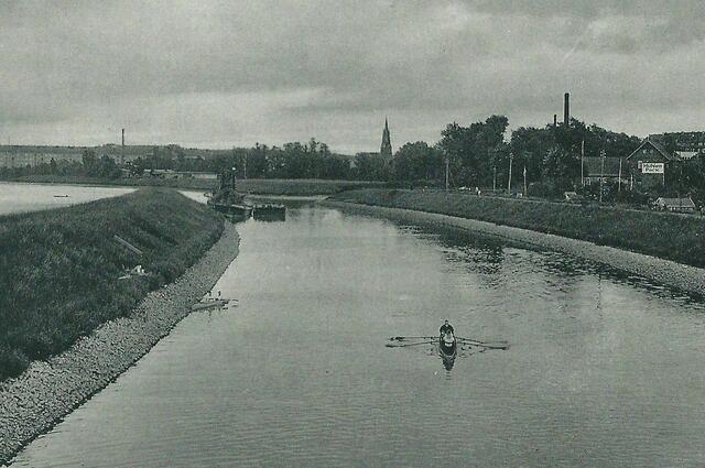 Hannover-Limmer: Kanal mit Ausflugslokal "Mühlen-Park", um 1930.