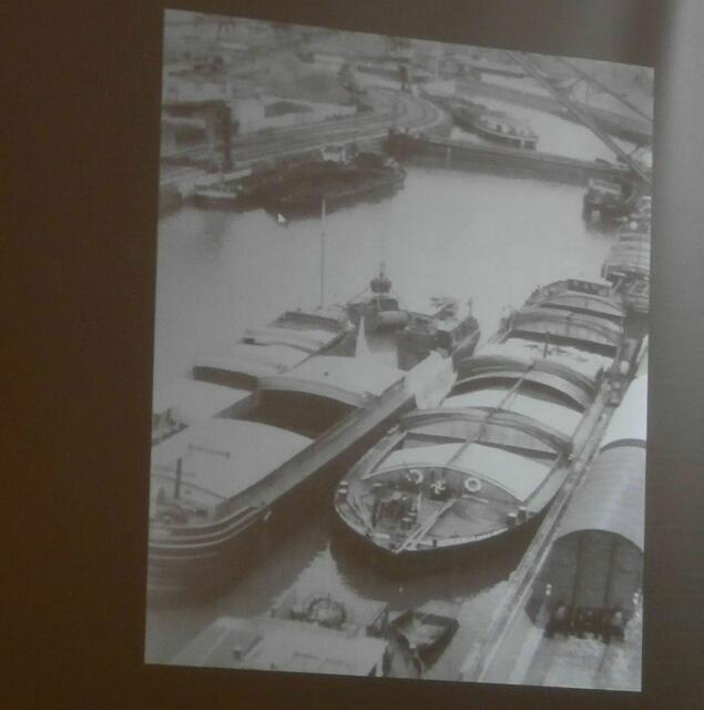 Lindener Hafen, ältere Aufnahme (Foto: Städtische Häfen).